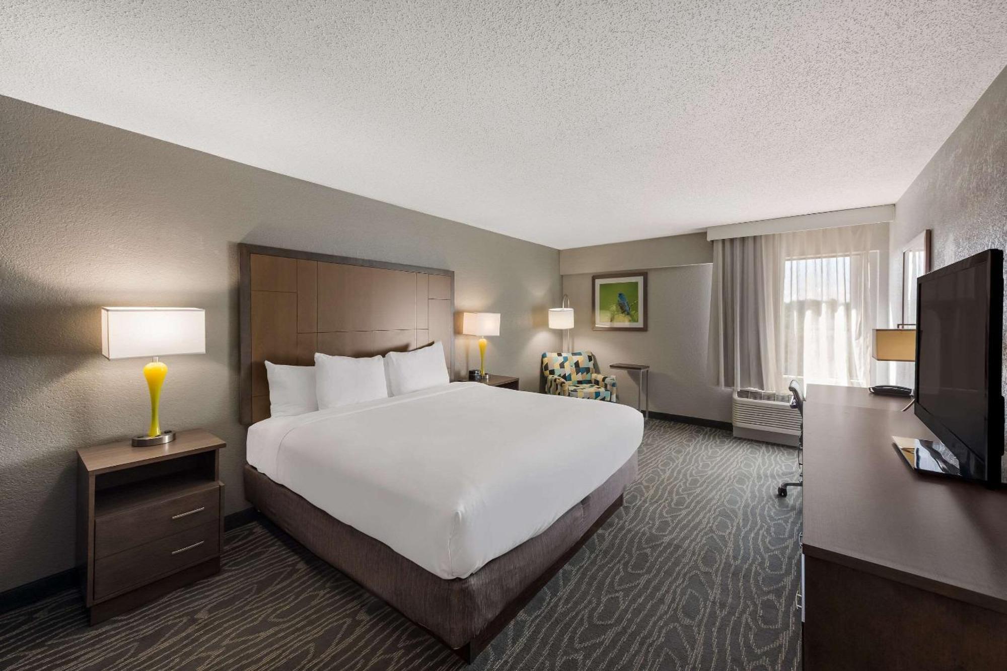 Comfort Inn & Suites Tipp City Dayton North I-75 Exterior foto